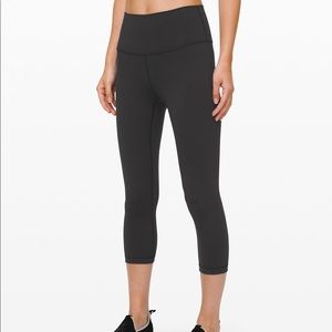 Lululemon Wonder Under Crop!